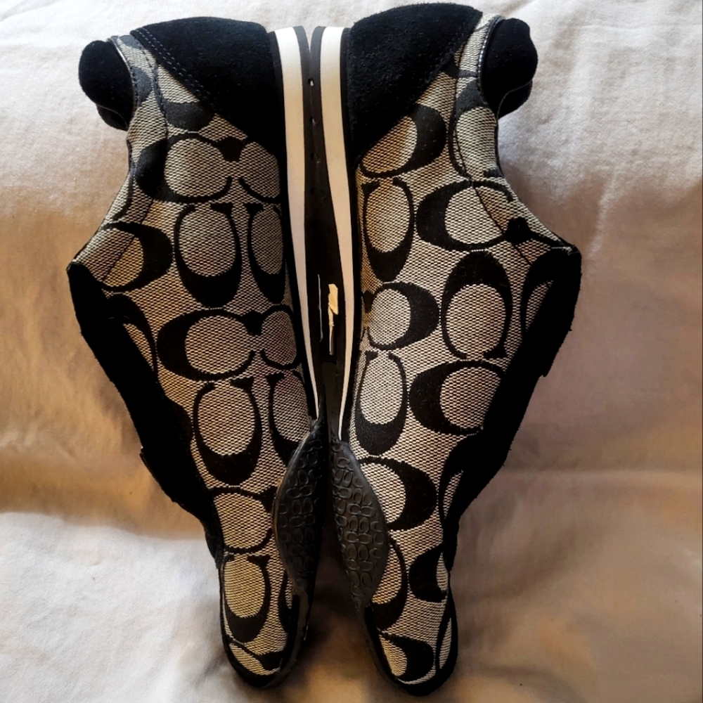 Coach Signature flats